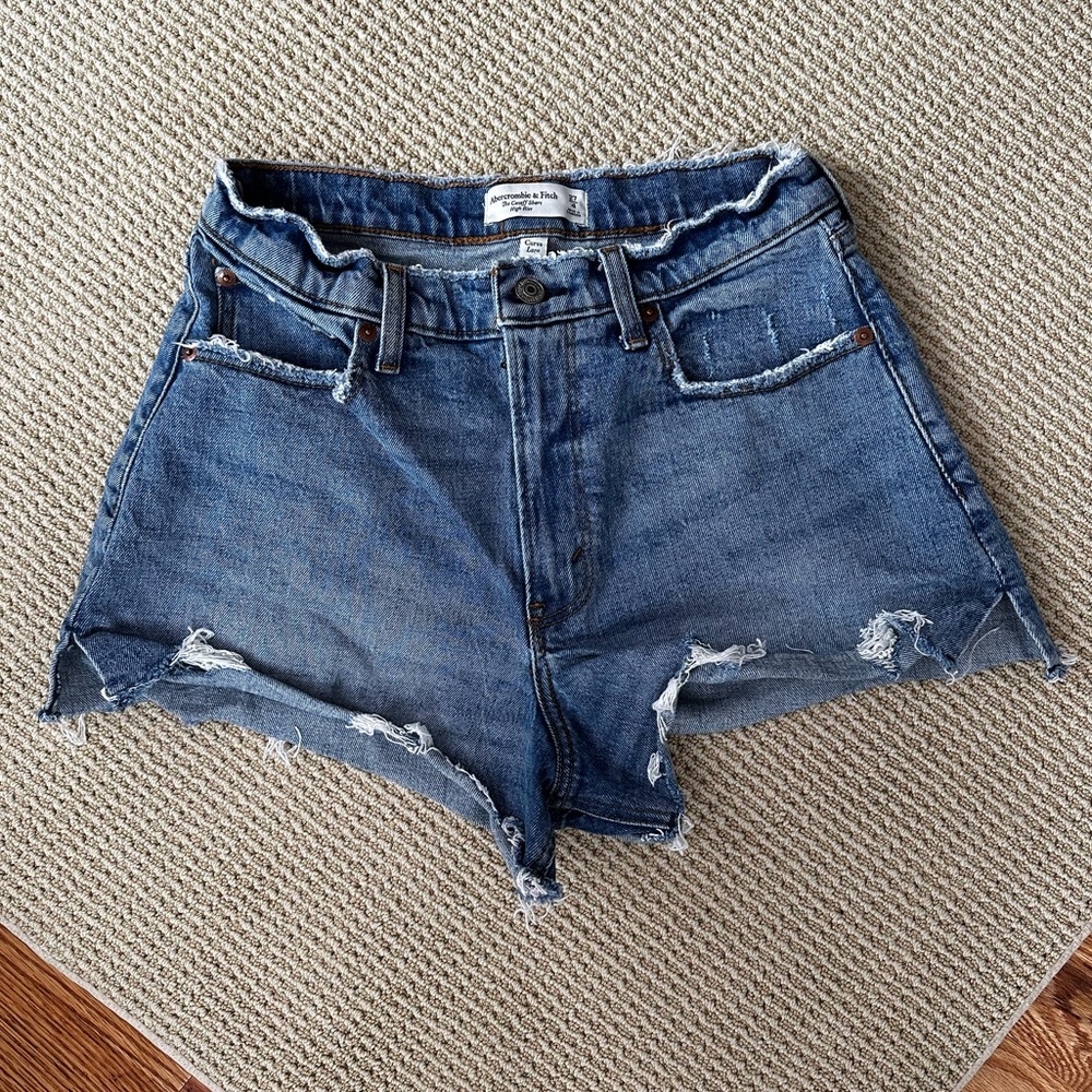 Abercrombie Curve Love High Rise Shorts
